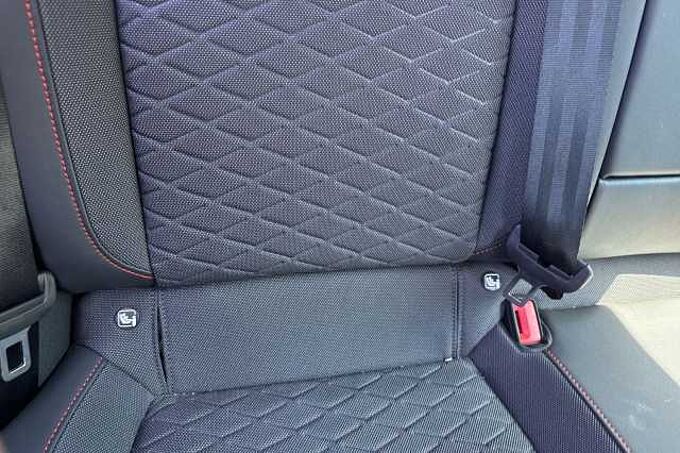 SEAT Leon 1.4 eHybrid 13kWh FR Hatchback 5dr Petrol Plug-in Hybrid DSG (204 ps)