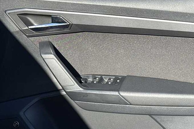 SEAT Arona 1.0 TSI FR Limited Edition SUV 5dr Petrol Manual (115 ps)