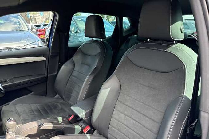 SEAT Ibiza 1.0 TSI XCELLENCE Hatchback 5dr Petrol Manual (110 ps)