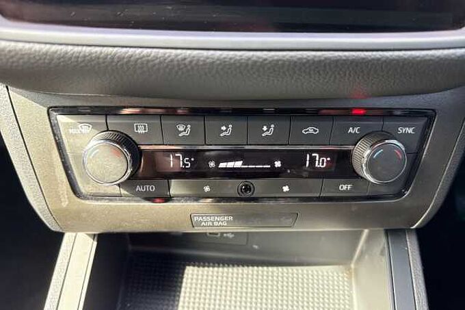 SEAT Ibiza 1.0 TSI XCELLENCE Hatchback 5dr Petrol Manual (110 ps)