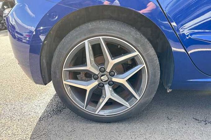 SEAT Ibiza 1.0 TSI XCELLENCE Hatchback 5dr Petrol Manual (110 ps)