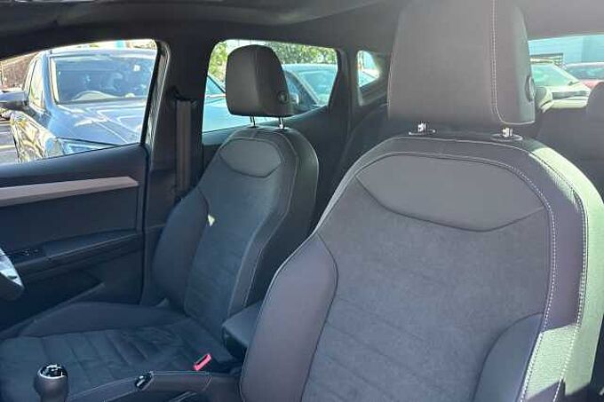 SEAT Ibiza 1.0 TSI XCELLENCE Hatchback 5dr Petrol Manual (95 ps)