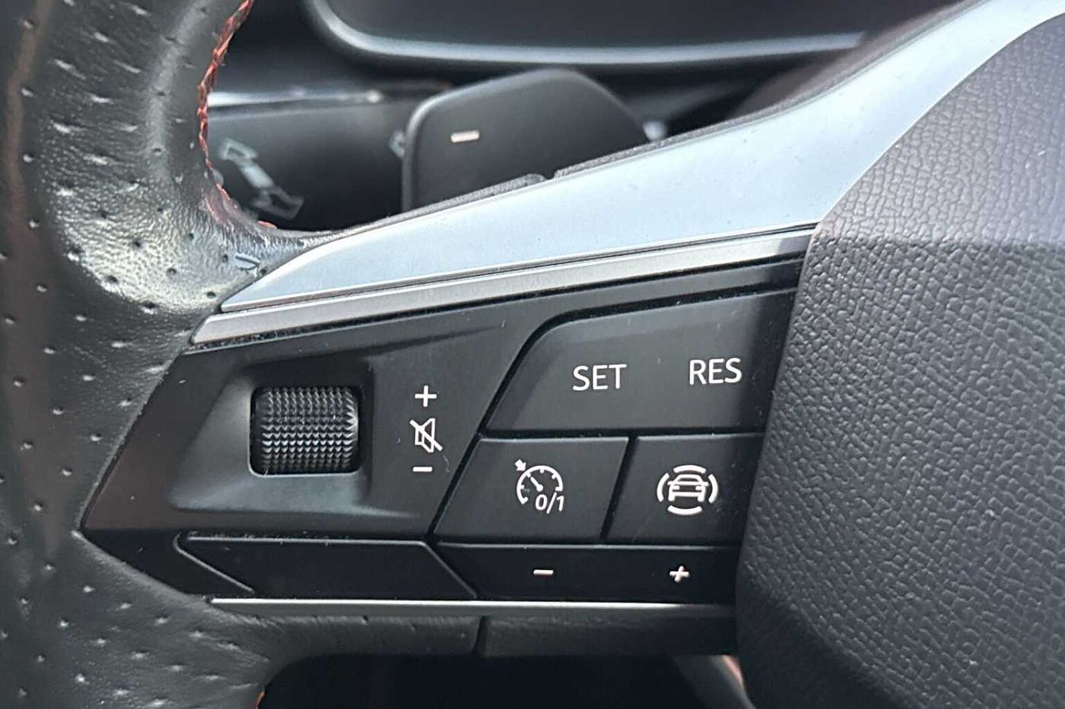 SEAT Leon 1.5 eTSI 150 FR 5dr DSG